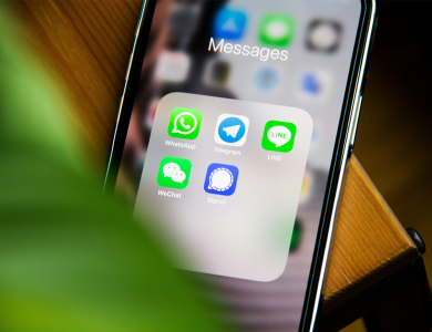 WhatsApp, Telegram, Zoom – Ünsiyyətin rahat yolu, yoxsa məlumatlar üçün risk?